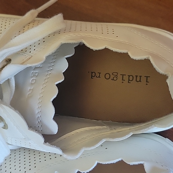 Indigo Rd. Kyrie Sneakers Size 7 - Picture 5 of 9